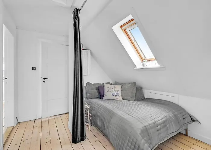 3 Bedroom In Holiday home